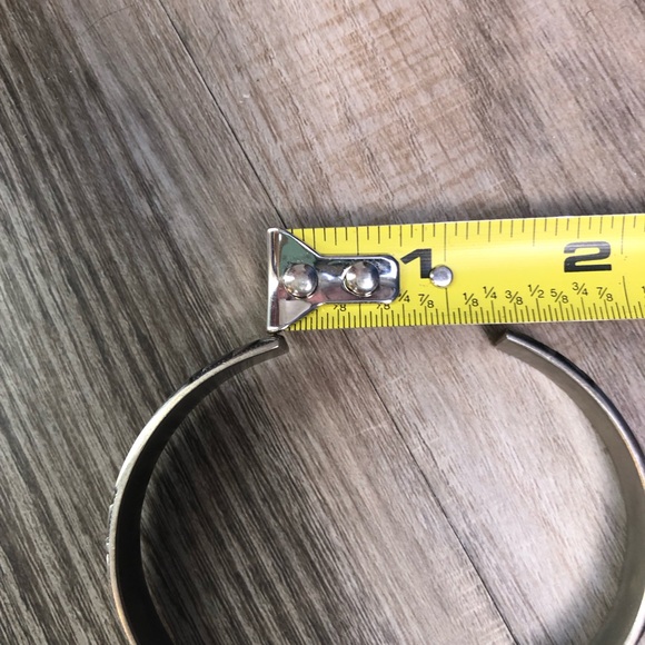 Pewter Embossed Cuff Bracelet - Picture 6 of 9